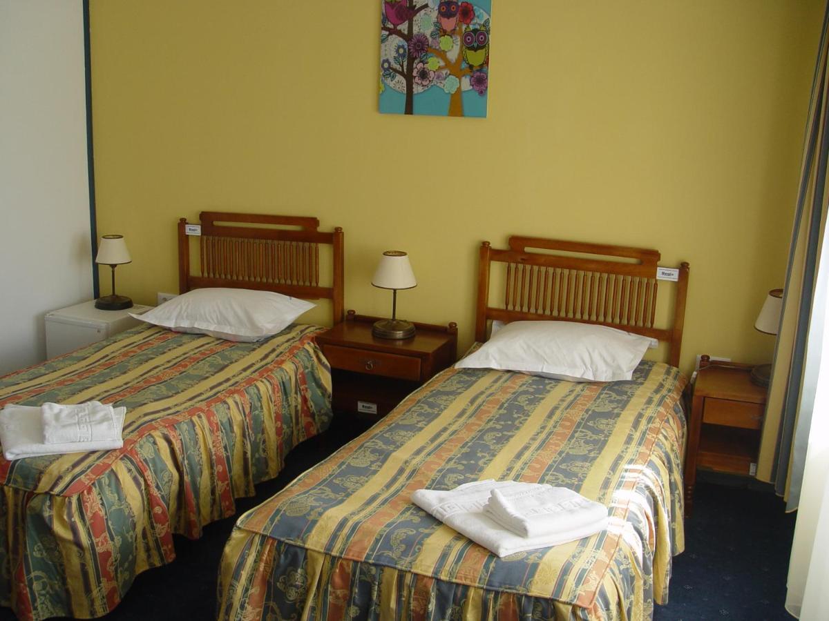 Hotel Astra Braşov Chambre photo